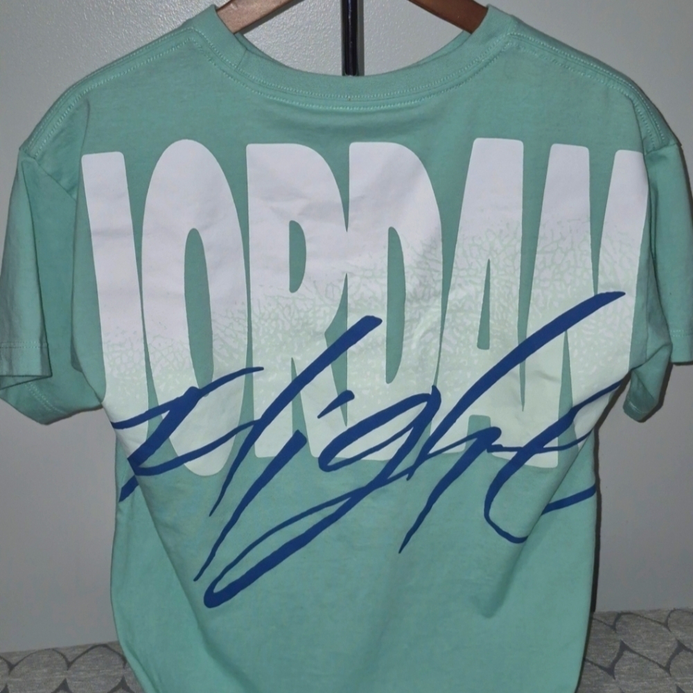 Jordan Flight Green Short Sleeve T-Shirt SZ L. Unisex